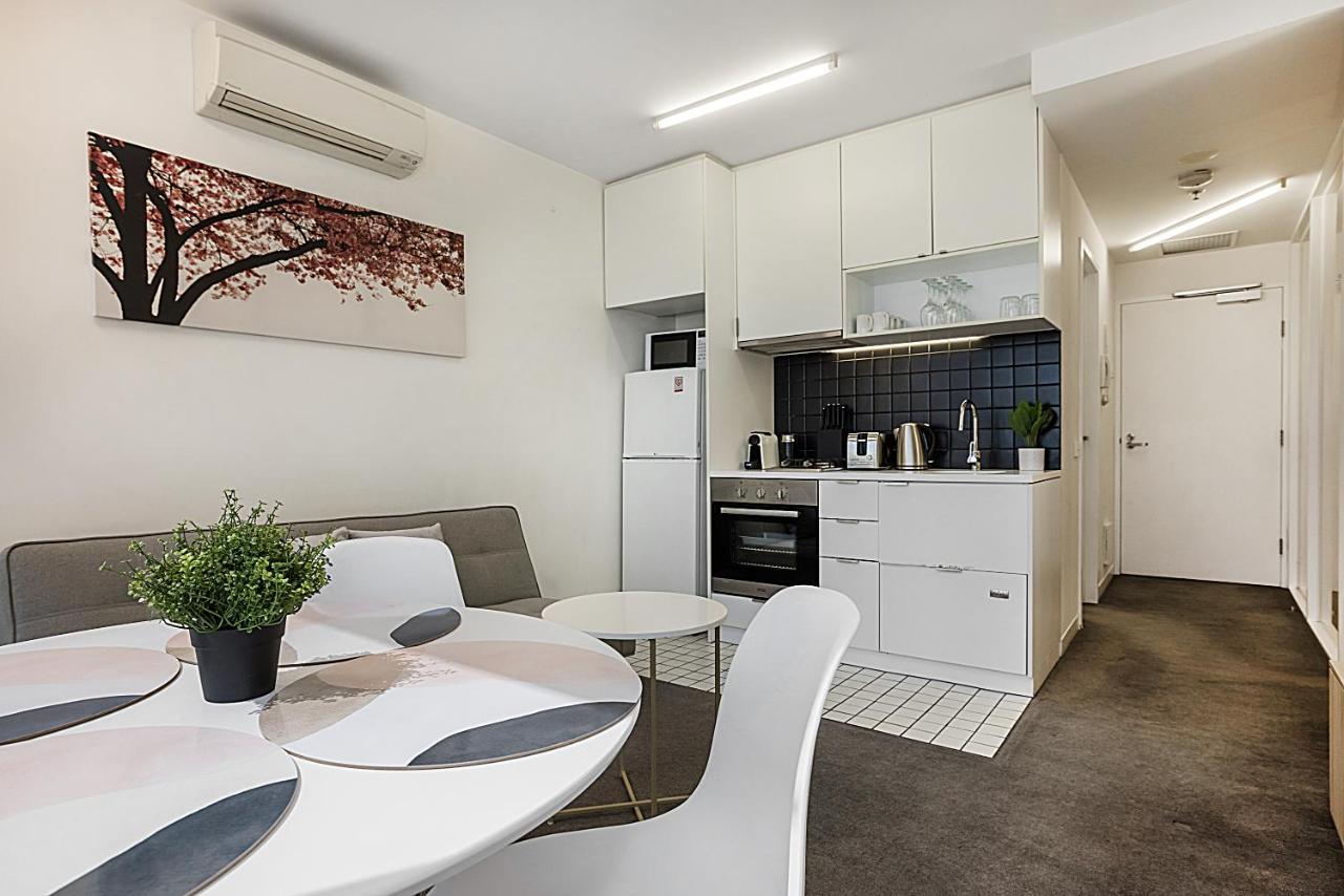 2-Bed Unit Metres From Cbd Malls, Dining & Sights Lejlighed Melbourne Eksteriør billede