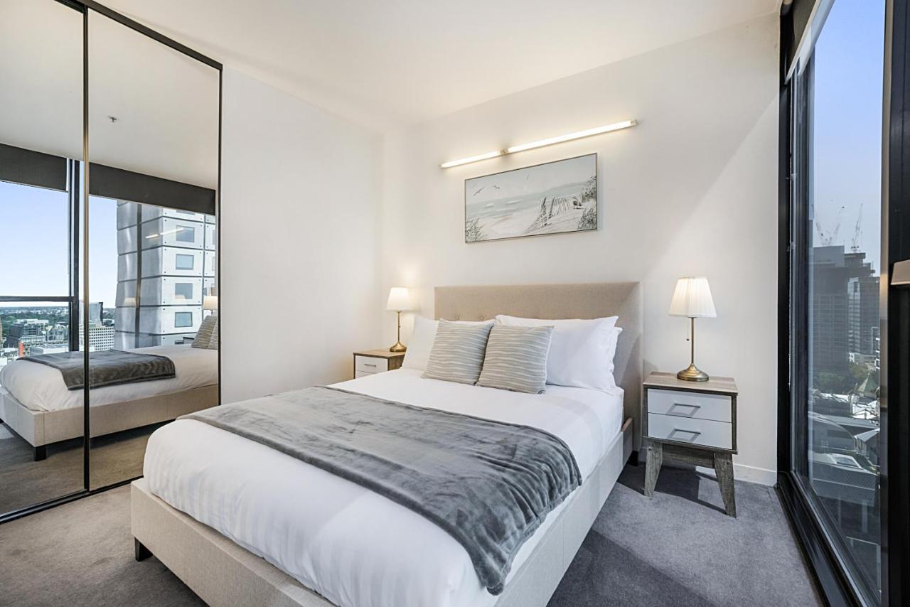 2-Bed Unit Metres From Cbd Malls, Dining & Sights Lejlighed Melbourne Eksteriør billede